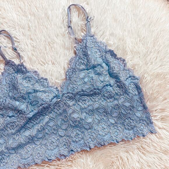 CABERNET • Pastel Light Blue Lace Bra Brami Cami - Picture 1 of 6